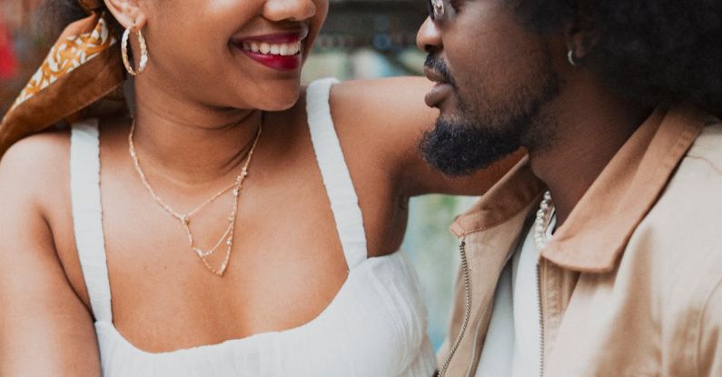 Street Art Stories - Black Couple