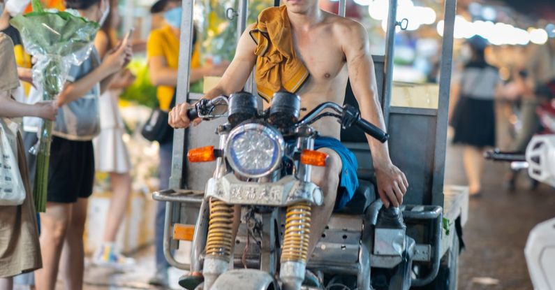 Night Markets - Chợ hoa Quảng Bá - Hà Nội